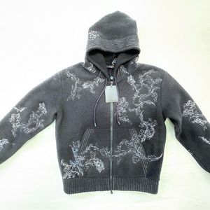 NWT. Louis Vuitton Men's M Blue Embroidered Flower Zip Through Hoodie Sweatshirt